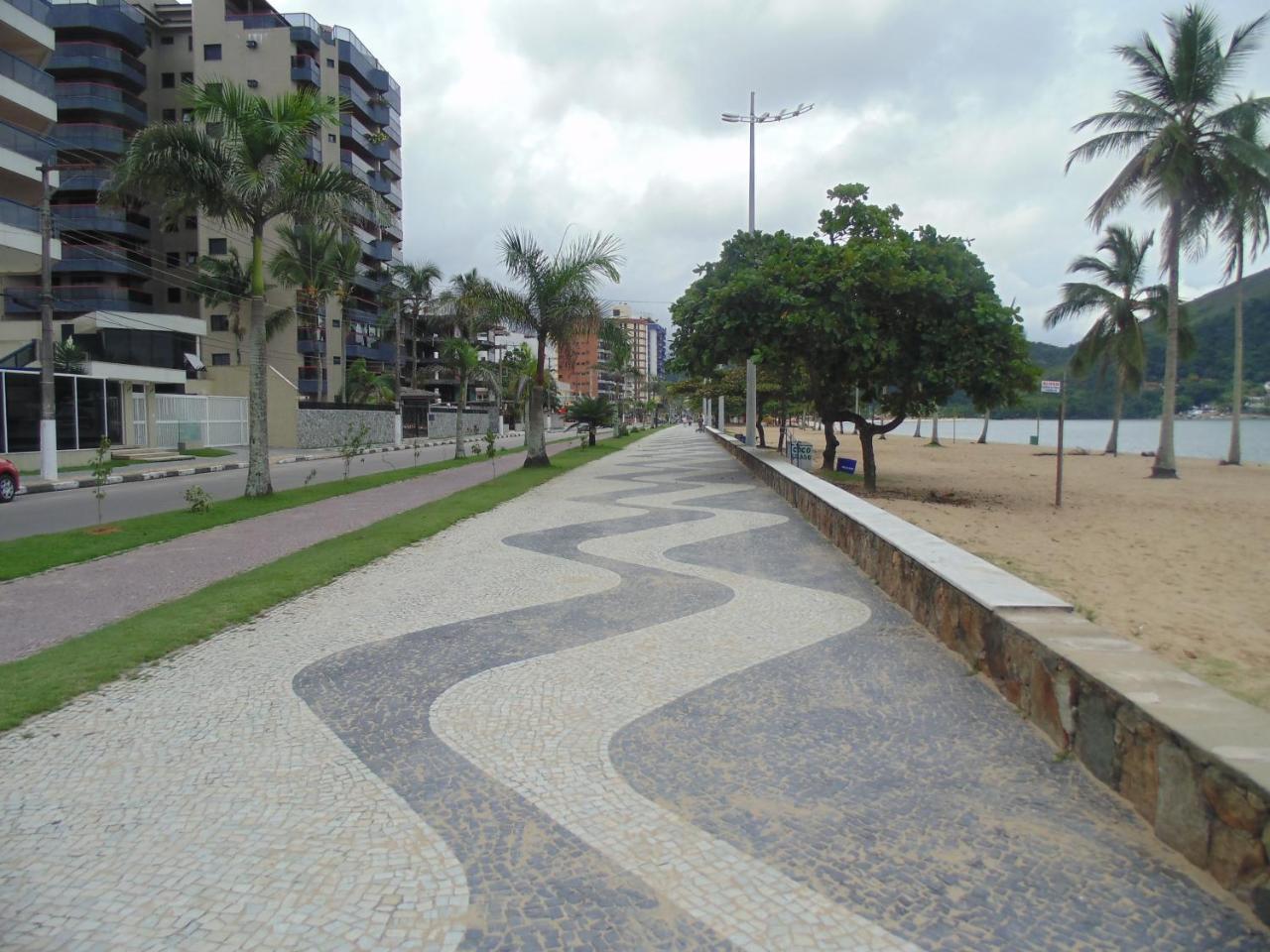 Sunny Apartamentos De 1 E 2 Dormitorios Na Martin De Sa Proximo A Praia Caraguatatuba Ngoại thất bức ảnh